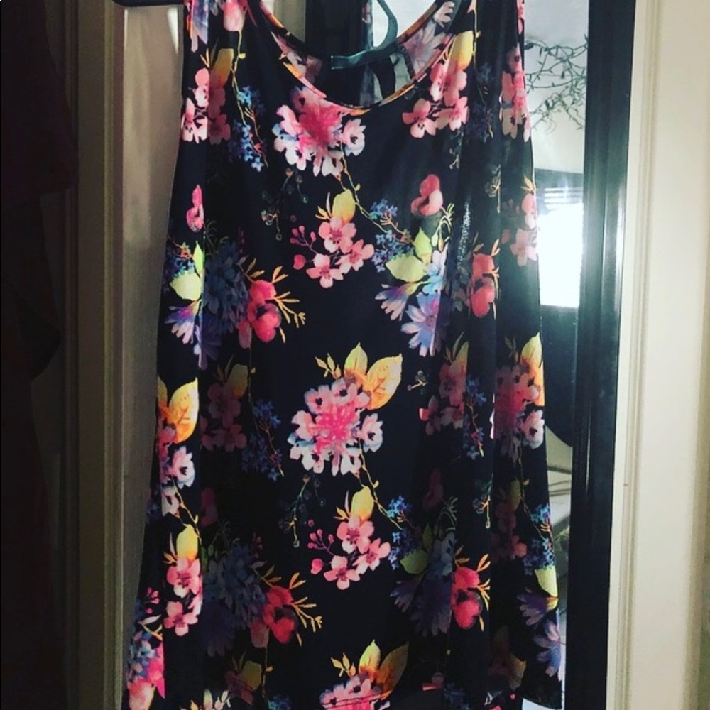 “Julie’s Closet” Floral Blouse